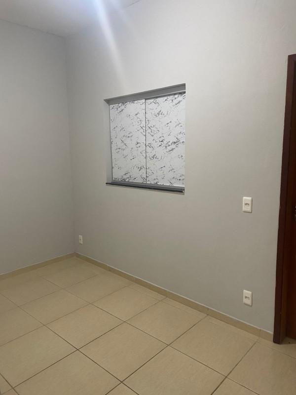 Quitinete, Centro, 1 Quarto, 0 Vaga