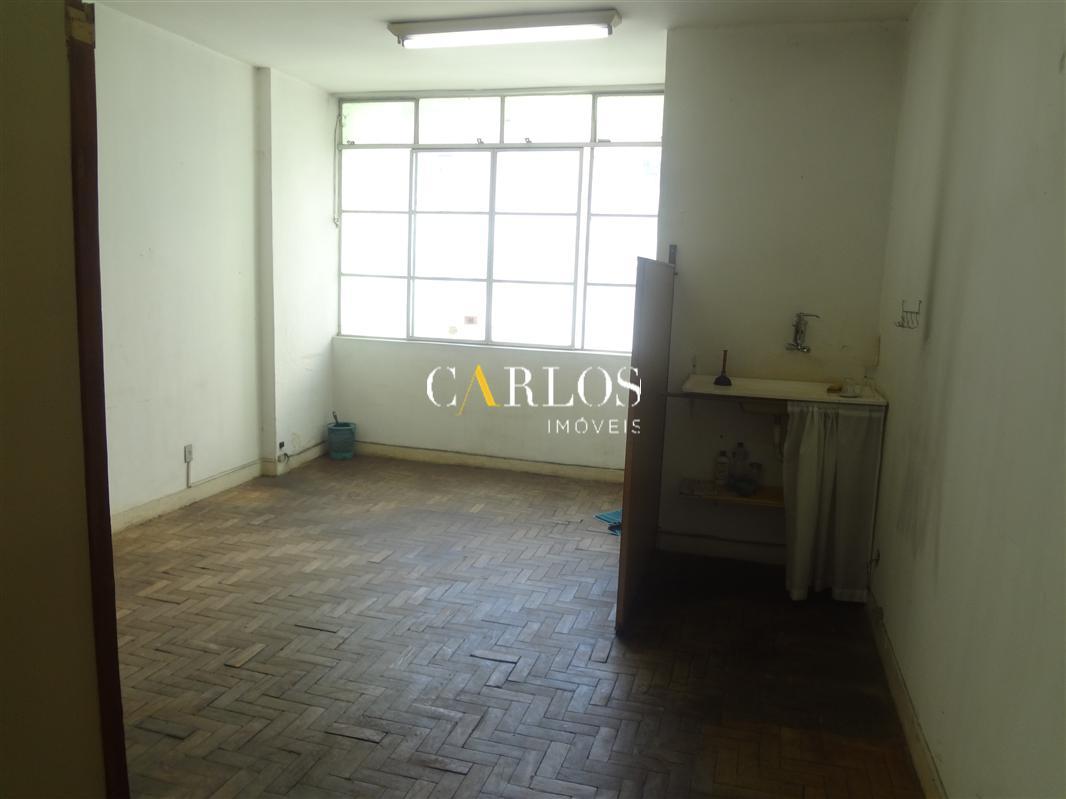 Sala, Centro