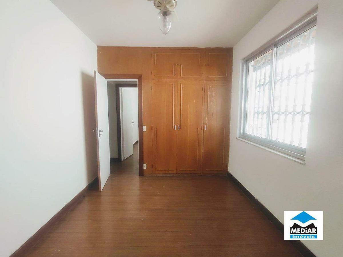 Casa, Colégio Batista, 6 Quartos, 4 Vagas, 2 Suítes