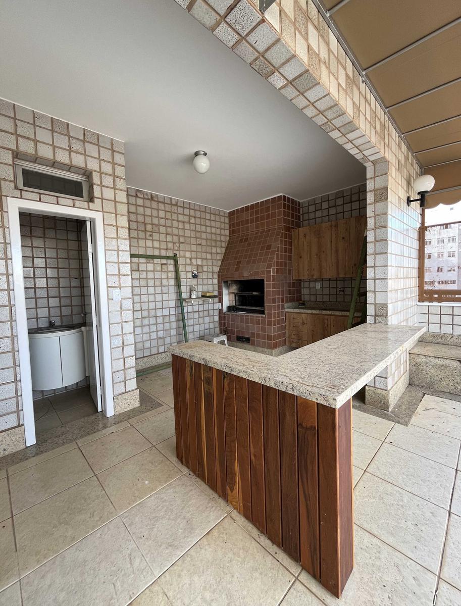 Cobertura, Ramos, 5 Quartos, 2 Vagas, 2 Suítes