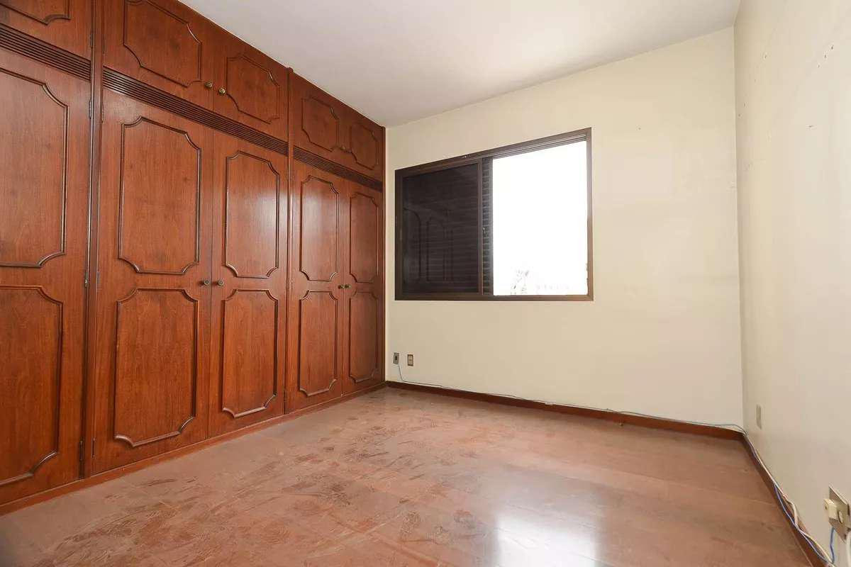 Apartamento, Funcionários, 4 Quartos, 3 Vagas, 2 Suítes