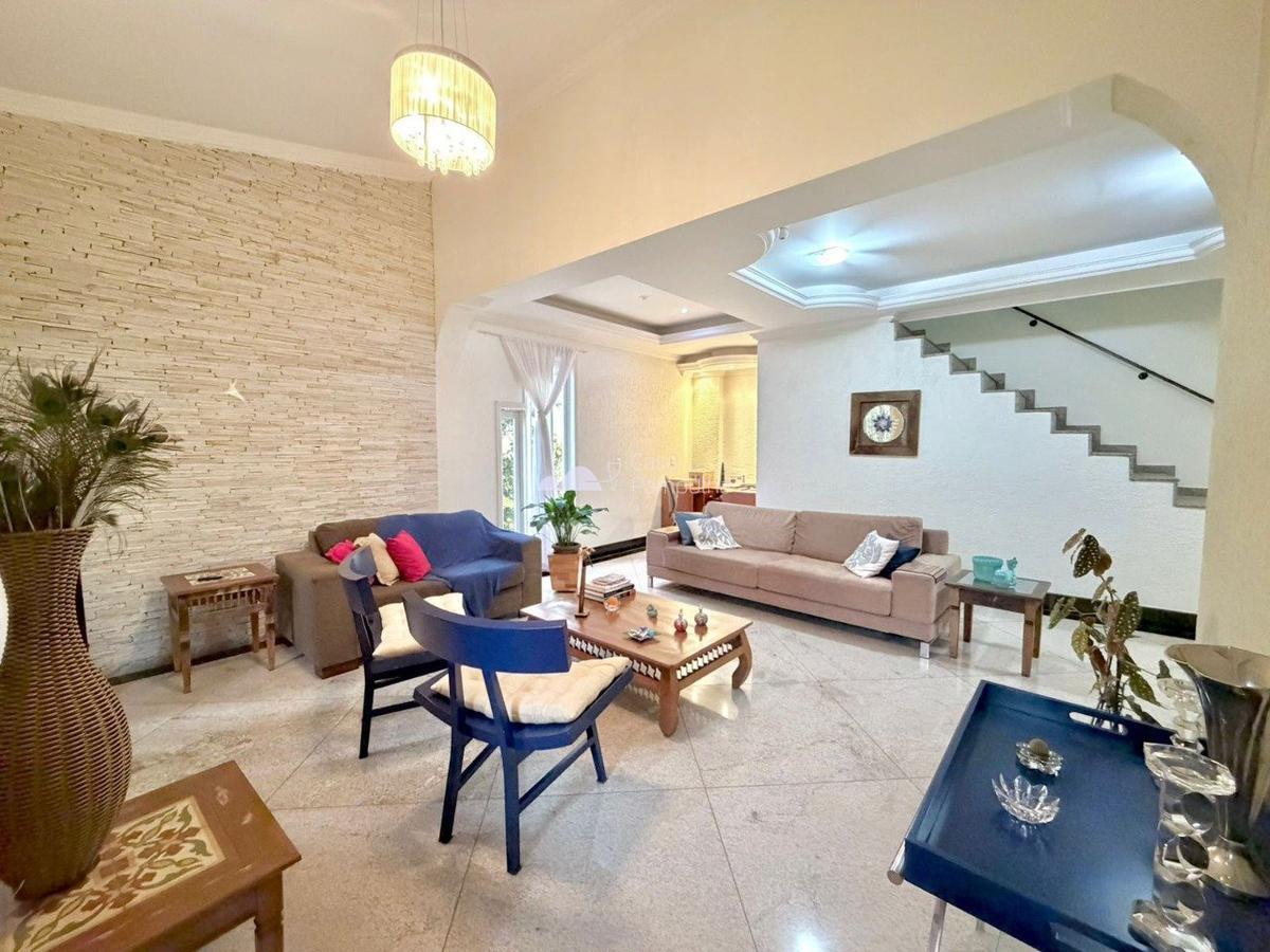 Casa, São Luiz (pampulha), 6 Quartos, 9 Vagas, 2 Suítes