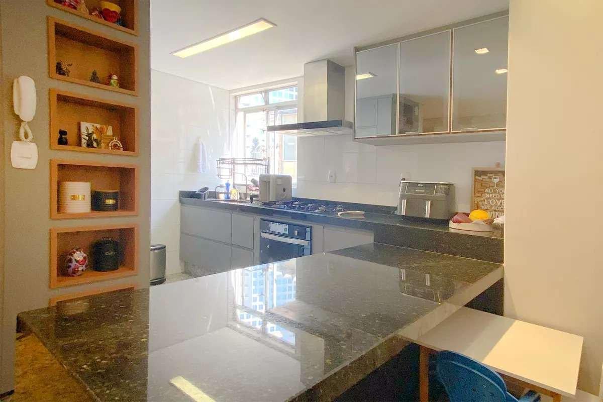 Cobertura, Serra, 3 Quartos, 2 Vagas, 1 Suíte