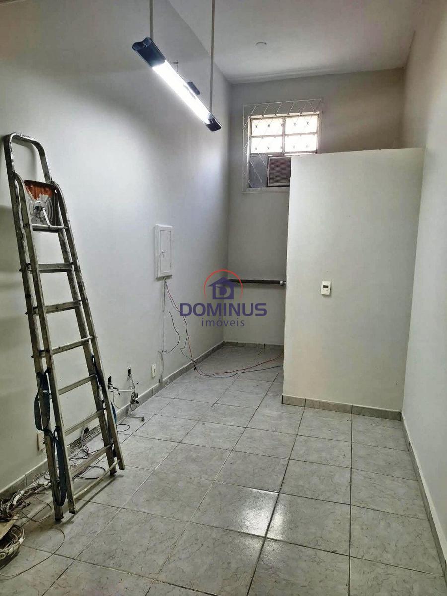 Galpão, Funcionários, 0 Quarto, 0 Vaga