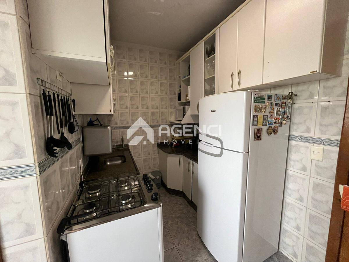Apartamento, Padre Eustáquio, 3 Quartos, 0 Vaga, 1 Suíte