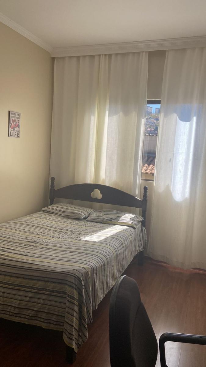 Casa, Arvoredo, 4 Quartos, 3 Vagas, 1 Suíte