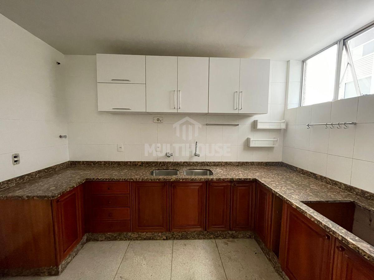 Apartamento, São José, 4 Quartos, 2 Vagas, 1 Suíte