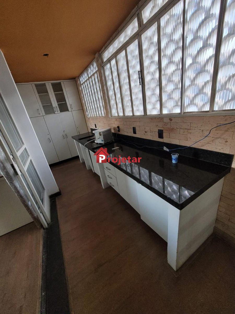 Casa, Cidade Jardim, 8 Quartos, 4 Vagas, 3 Suítes