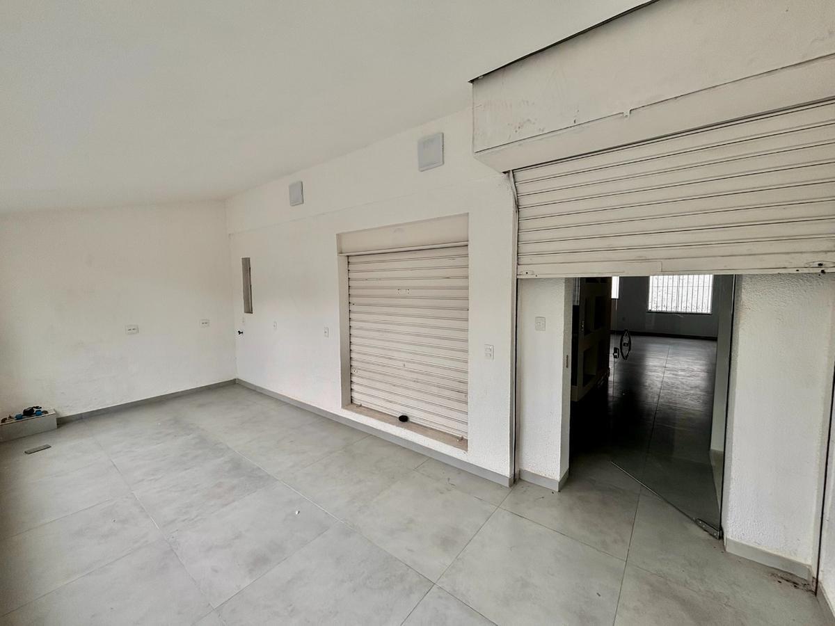 Andar, São José, 0 Quarto, 0 Vaga