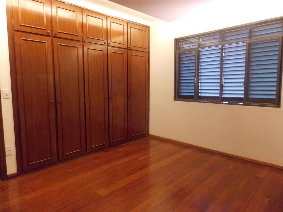 Casa, Betânia, 5 Quartos, 3 Vagas, 1 Suíte