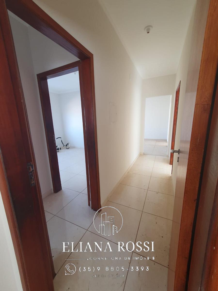 Casa, Centro, 3 Quartos, 2 Vagas, 1 Suíte