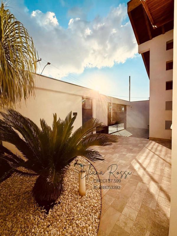 Casa, Vila Paiva, 4 Quartos, 3 Vagas, 3 Suítes