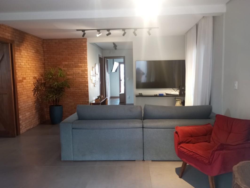 Casa, Nova Gameleira, 3 Quartos, 3 Vagas, 2 Suítes