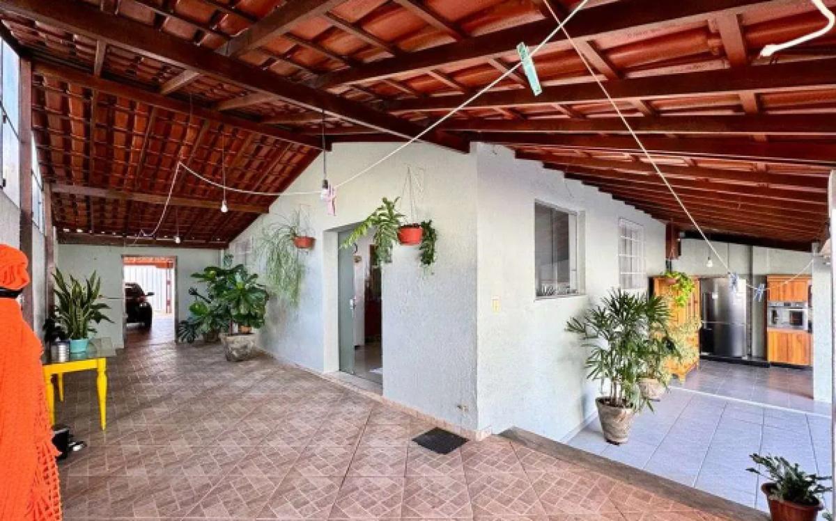 Casa, Santa Mônica, 3 Quartos, 3 Vagas, 1 Suíte