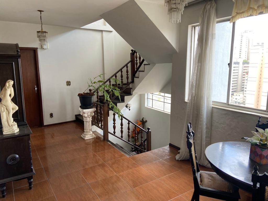 Apartamento, Barro Preto, 5 Quartos, 0 Vaga, 2 Suítes