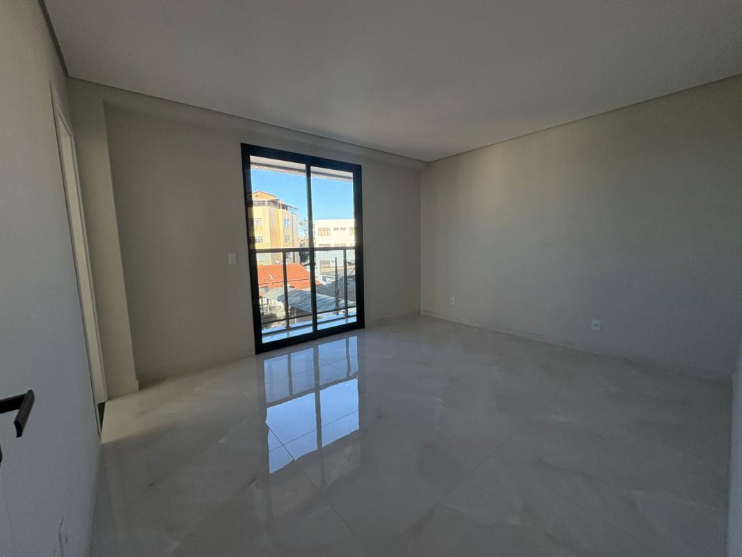 Apartamento, Santa Cruz Industrial, 4 Quartos, 3 Vagas, 1 Suíte