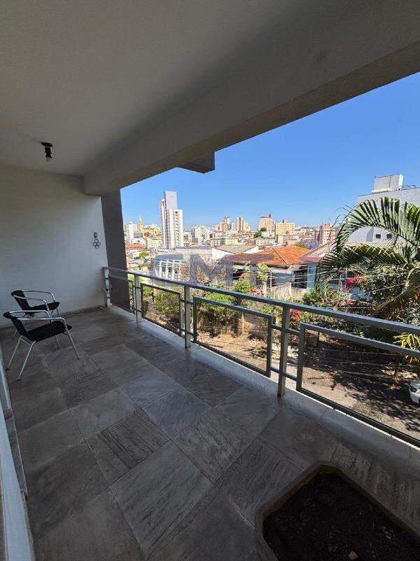 Casa, Sagrada Família, 5 Quartos, 3 Vagas, 2 Suítes