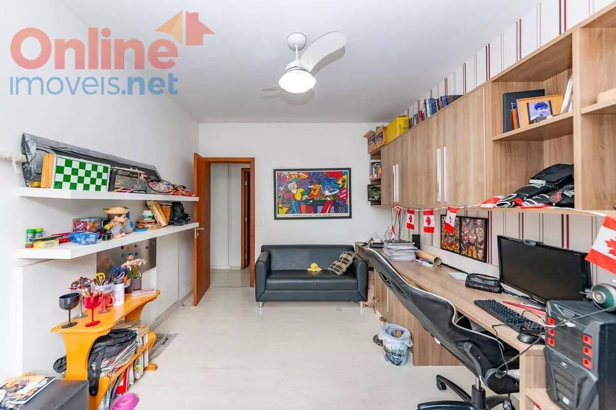 Casa, Gutierrez, 4 Quartos, 0 Vaga, 3 Suítes