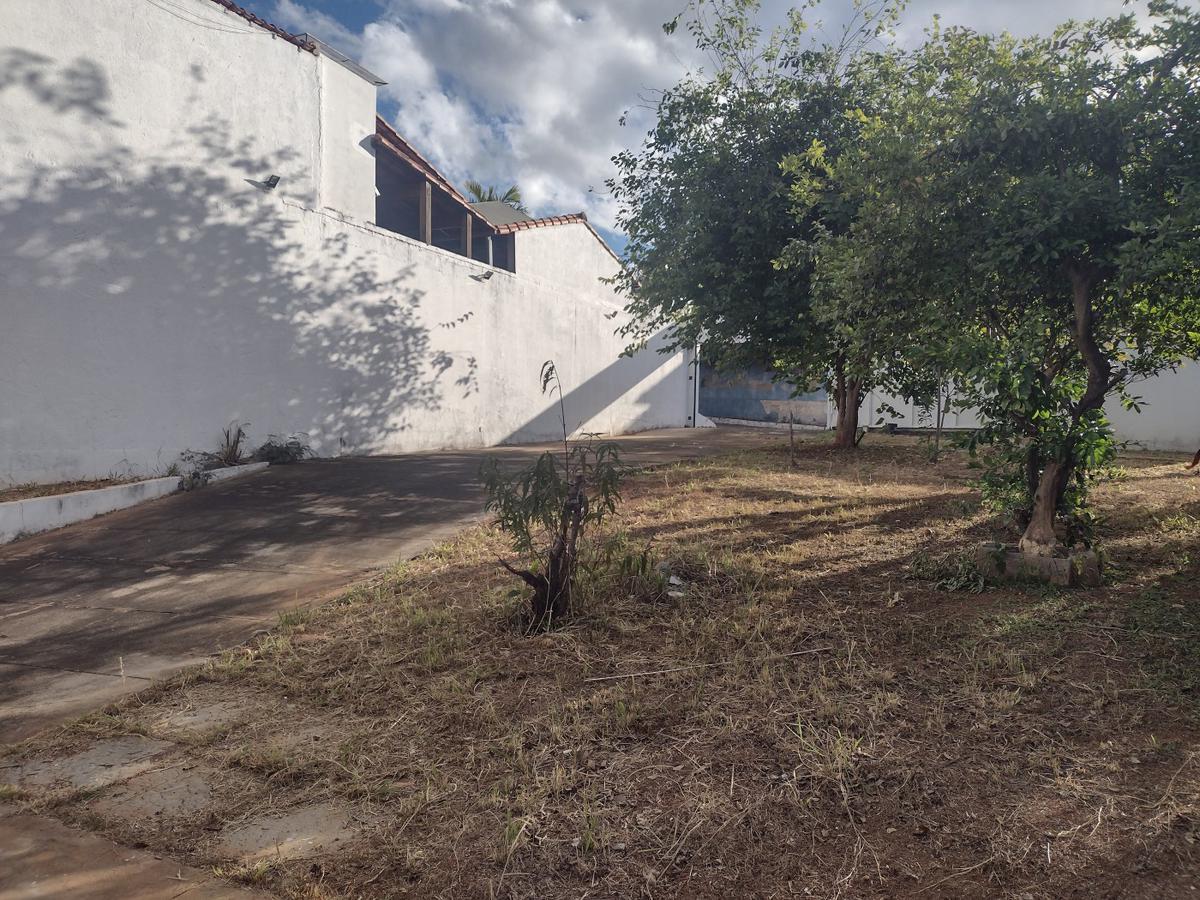 Casa, Jardim Ipê, 3 Quartos, 4 Vagas, 2 Suítes