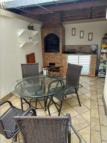 Apartamento, Sagrada Família, 3 Quartos, 2 Vagas, 1 Suíte