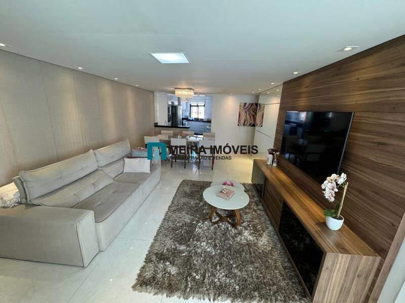 Apartamento, Santa Cruz, 4 Quartos, 3 Vagas, 2 Suítes