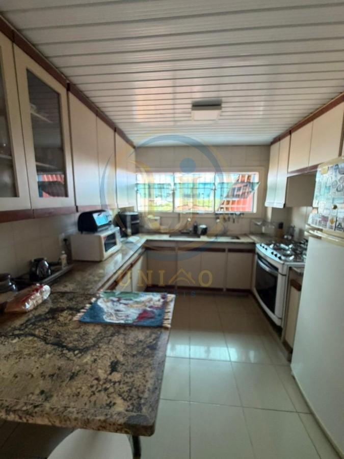 Casa, Santa Lúcia, 6 Quartos, 5 Vagas, 1 Suíte