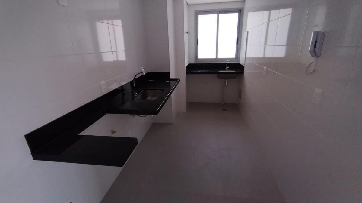 Apartamento, Sagrada Família, 3 Quartos, 2 Vagas, 1 Suíte