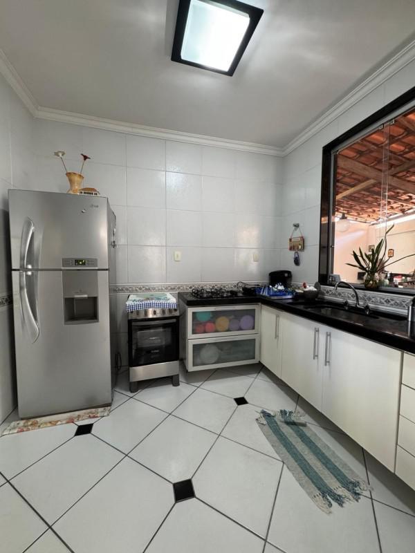 Casa, Paquetá, 4 Quartos, 4 Vagas, 1 Suíte