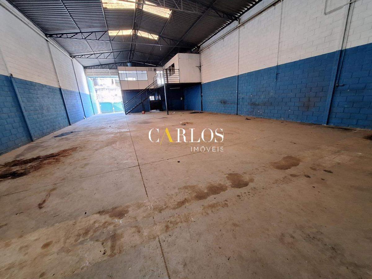 Galpão, Vila Paris, 4 Vagas