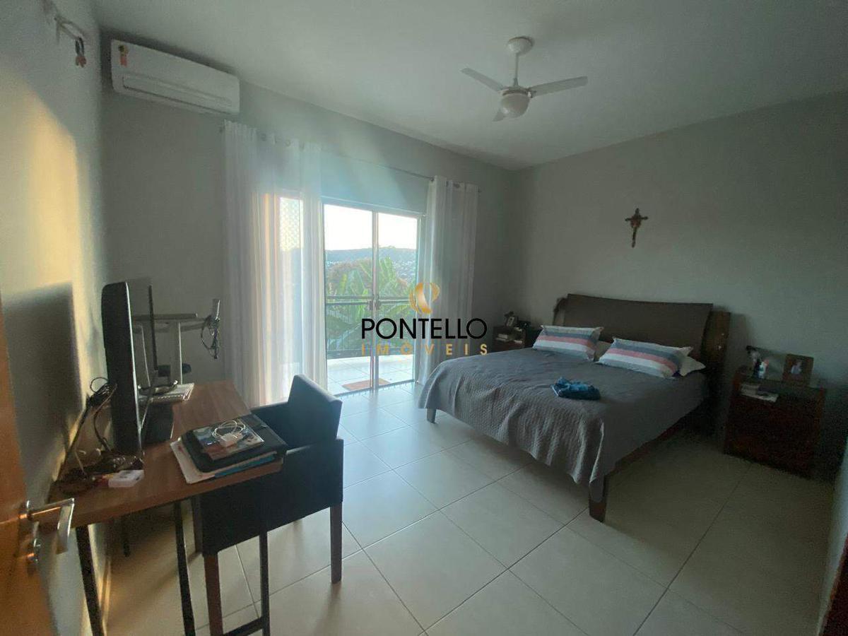 Casa, New York, 3 Quartos, 2 Vagas, 1 Suíte