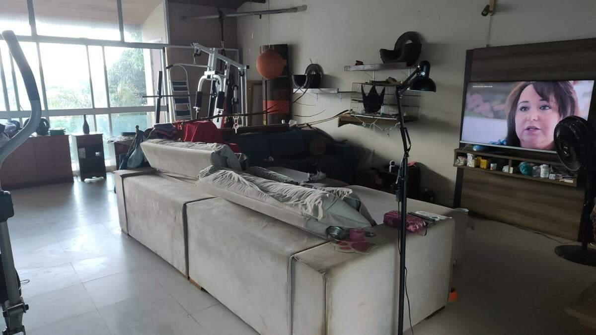 Casa, Estoril, 2 Quartos, 4 Vagas, 1 Suíte