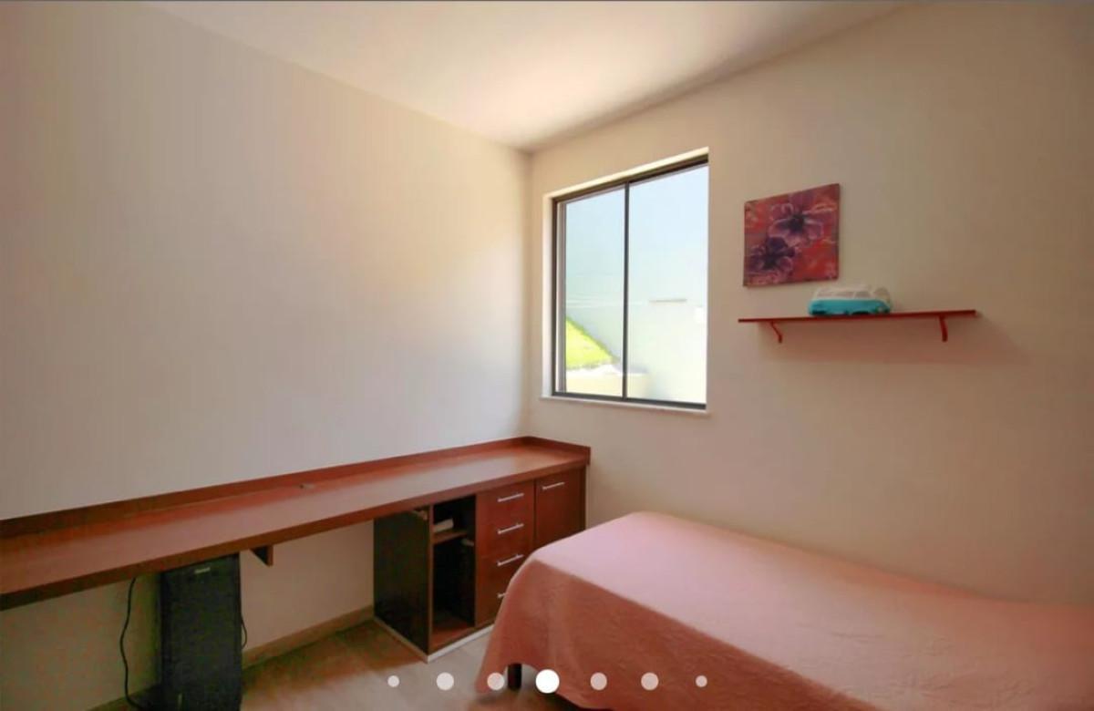 Casa, Santa Cruz, 3 Quartos, 4 Vagas, 1 Suíte