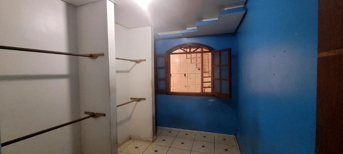 Casa, Vila Clóris, 4 Quartos, 5 Vagas, 1 Suíte