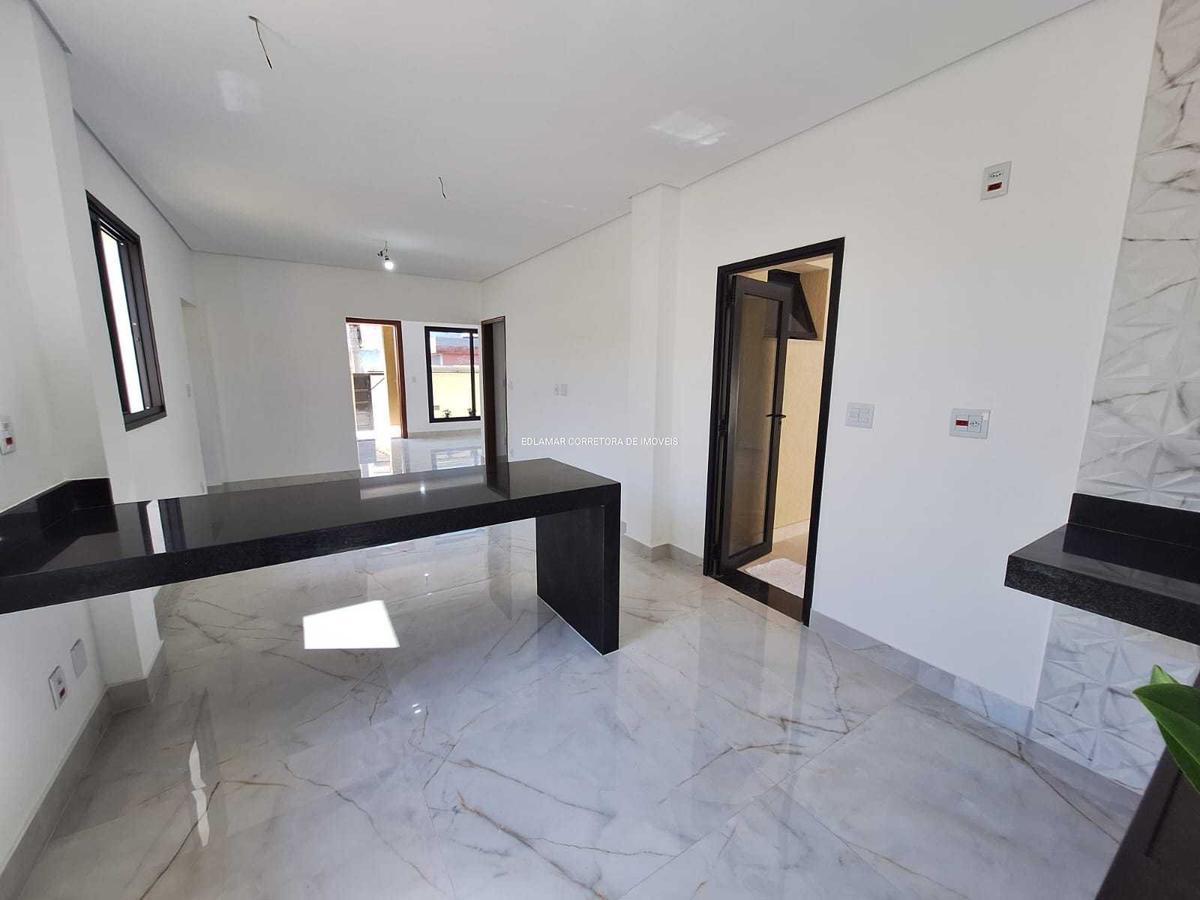 Casa, Flamengo, 3 Quartos, 3 Vagas, 2 Suítes