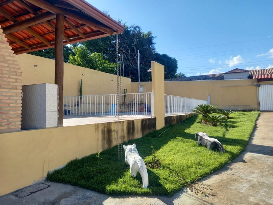 Casa, Dumaville, 3 Quartos, 10 Vagas, 1 Suíte