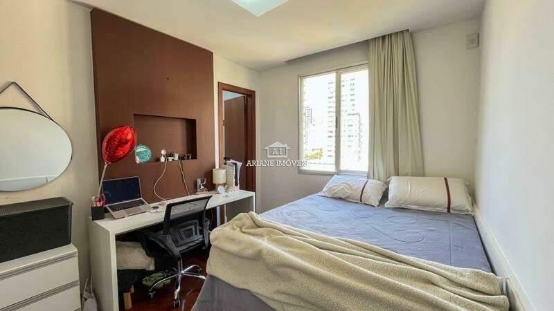 Apartamento, Funcionários, 2 Quartos, 2 Vagas, 1 Suíte