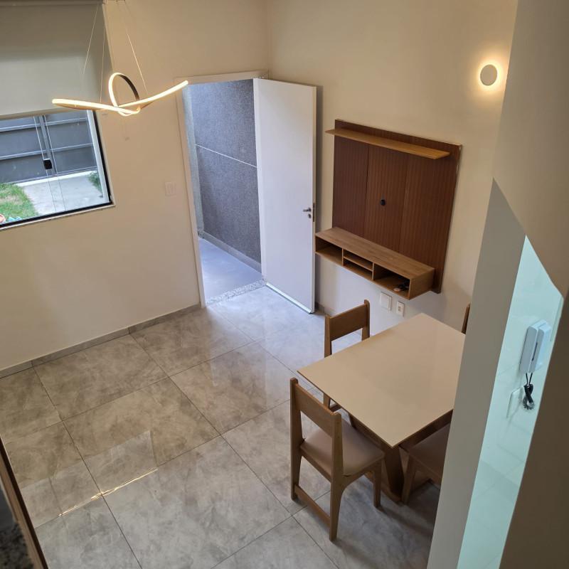 Casa, Jardim América, 2 Quartos, 1 Vaga