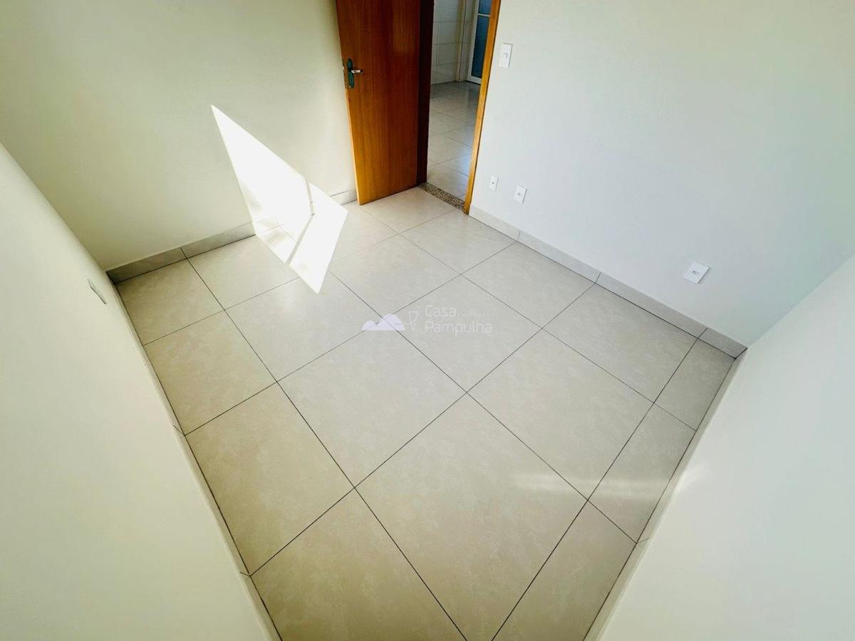 Apartamento, Santa Mônica, 2 Quartos, 1 Vaga