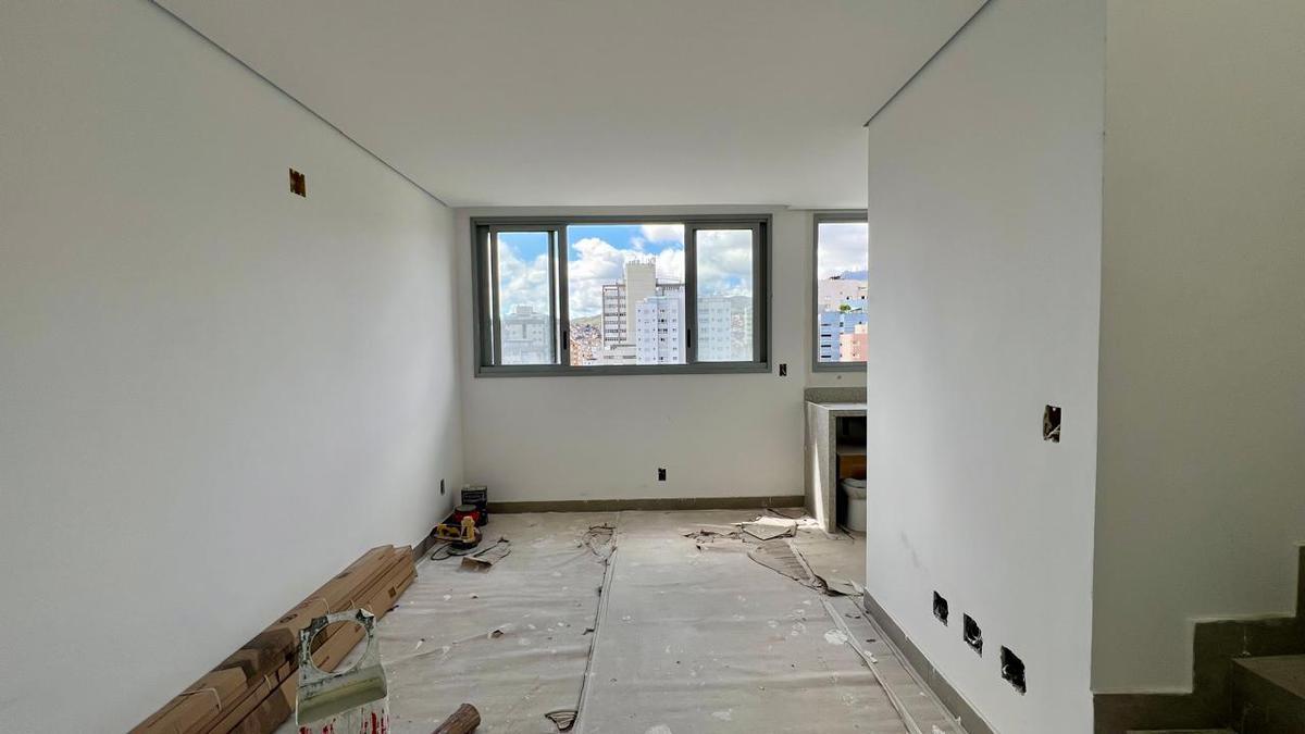 Cobertura, Santa Efigênia, 2 Quartos, 2 Vagas, 1 Suíte