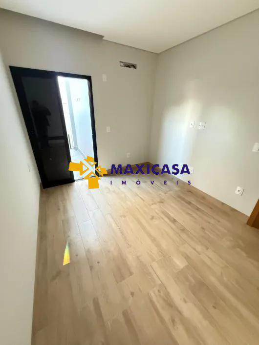 Casa, Jaraguá, 4 Quartos, 4 Vagas, 1 Suíte
