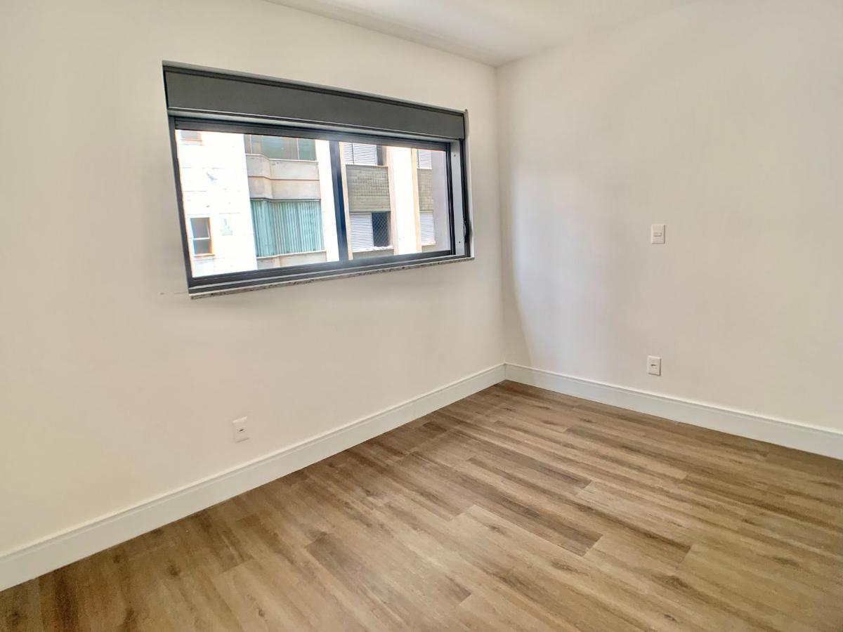 Apartamento, Funcionários, 3 Quartos, 2 Vagas, 2 Suítes