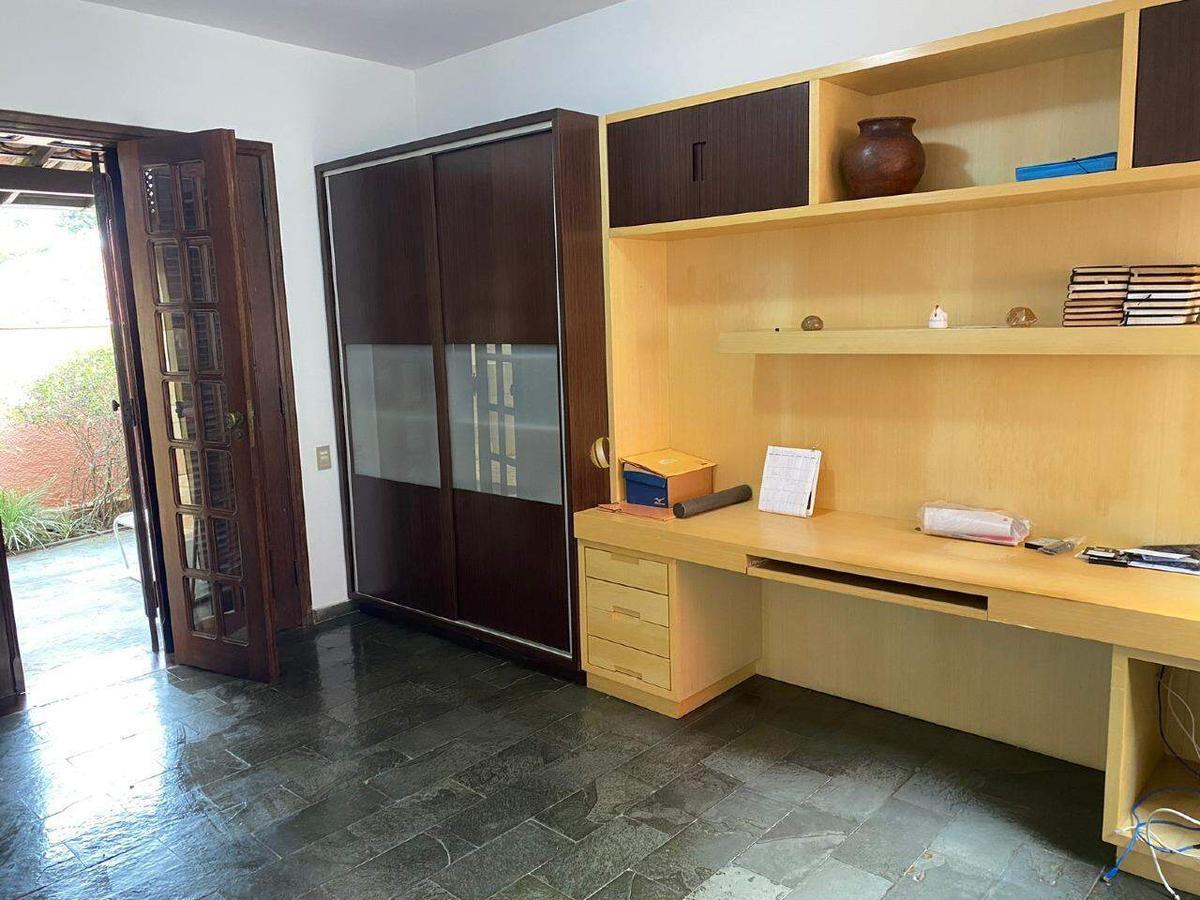 Casa, Comiteco, 4 Quartos, 3 Vagas, 1 Suíte