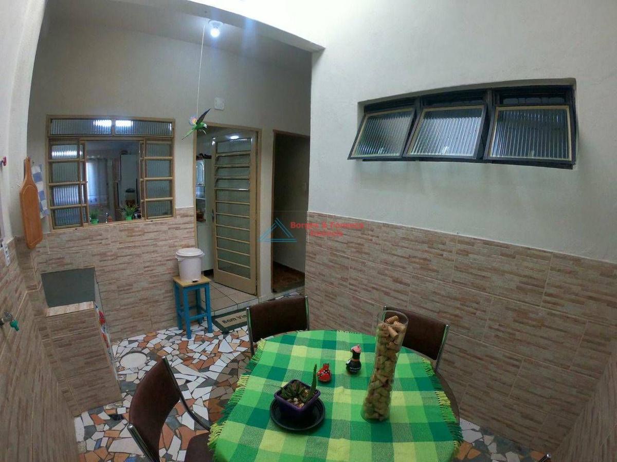 Casa, Conjunto Habitacional Centenário, 3 Quartos, 2 Vagas, 2 Suítes