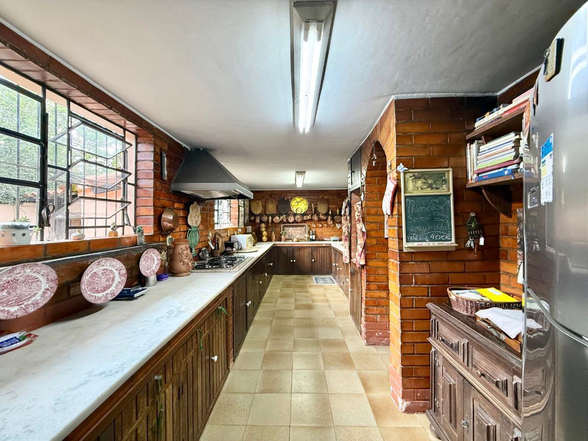 Casa, São Luiz (pampulha), 5 Quartos, 8 Vagas, 3 Suítes