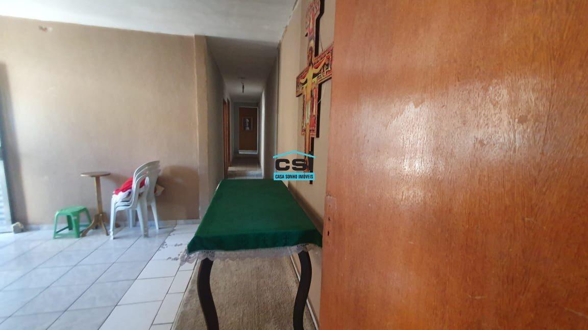 Casa, Lagoinha, 6 Quartos, 0 Vaga, 2 Suítes