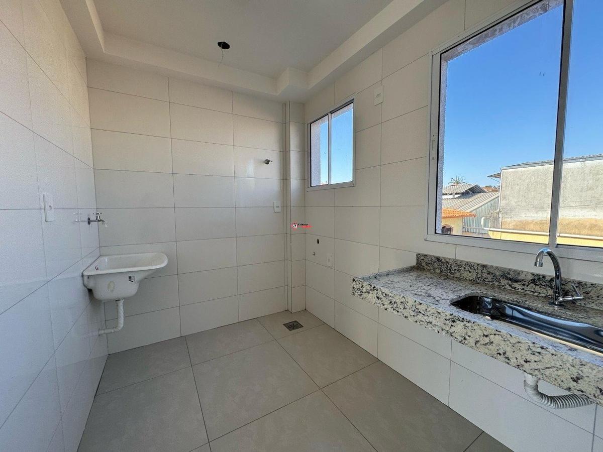 Apartamento, Santa Mônica, 2 Quartos, 1 Vaga