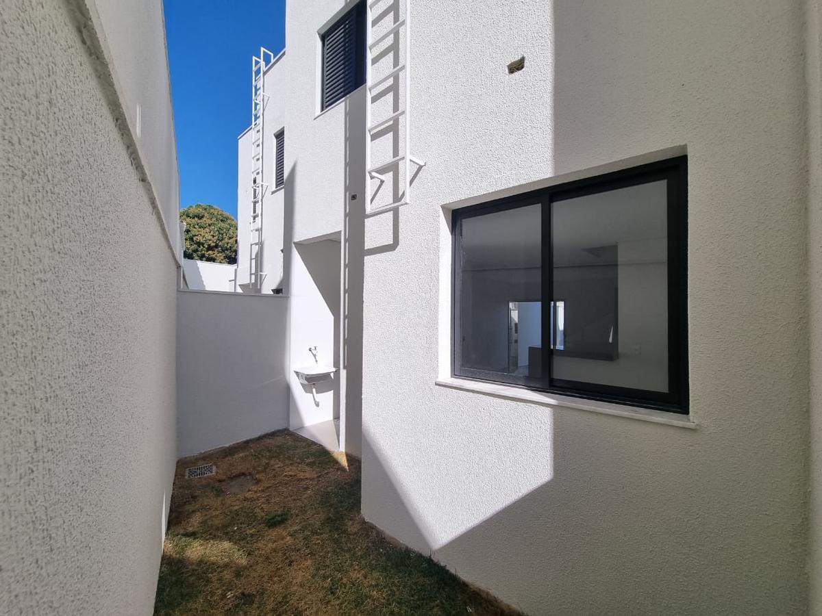 Casa, Itapoã, 3 Quartos, 2 Vagas, 1 Suíte