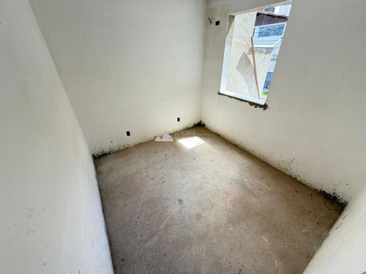 Casa, Itapoã, 3 Quartos, 2 Vagas, 1 Suíte