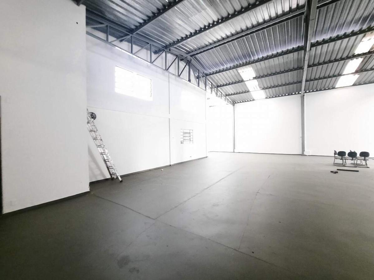 Galpão, Padre Eustáquio