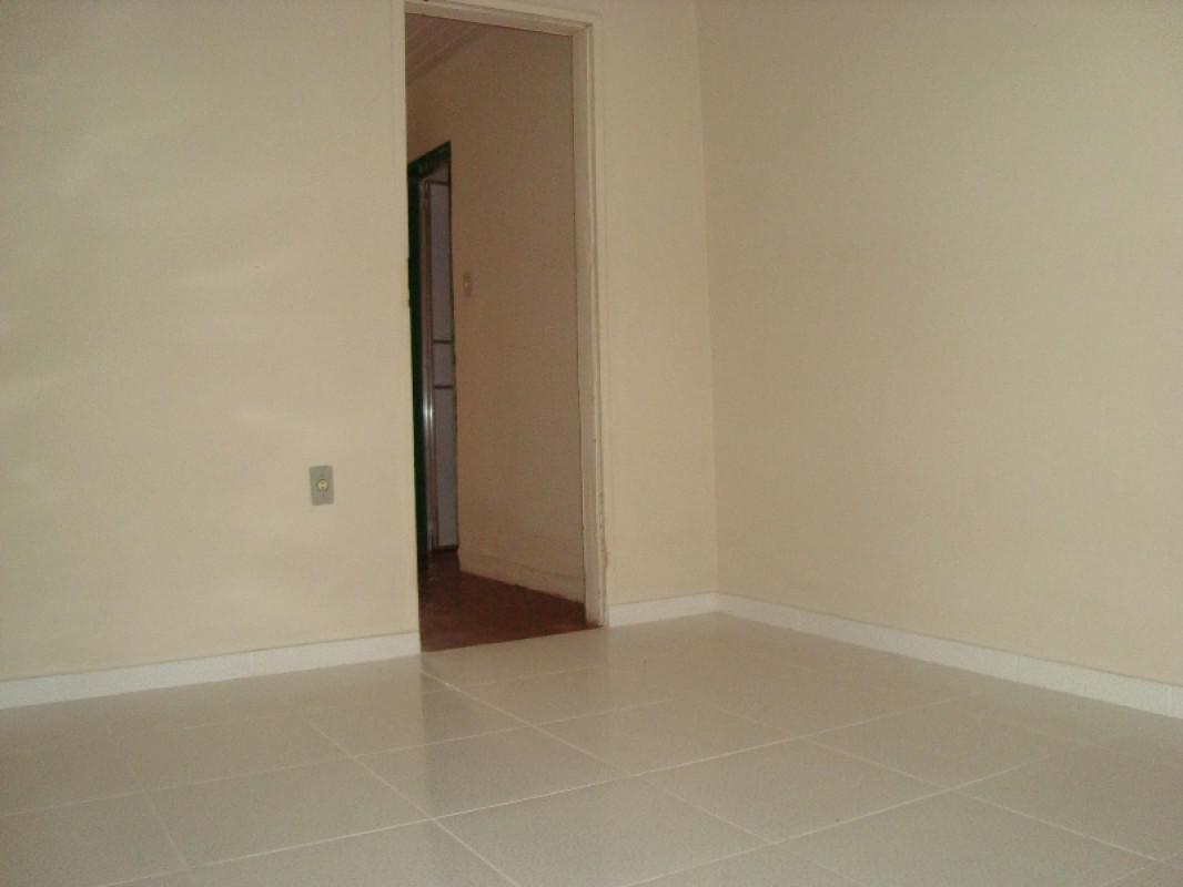 Casa, Nova Esperança, 7 Quartos, 0 Vaga